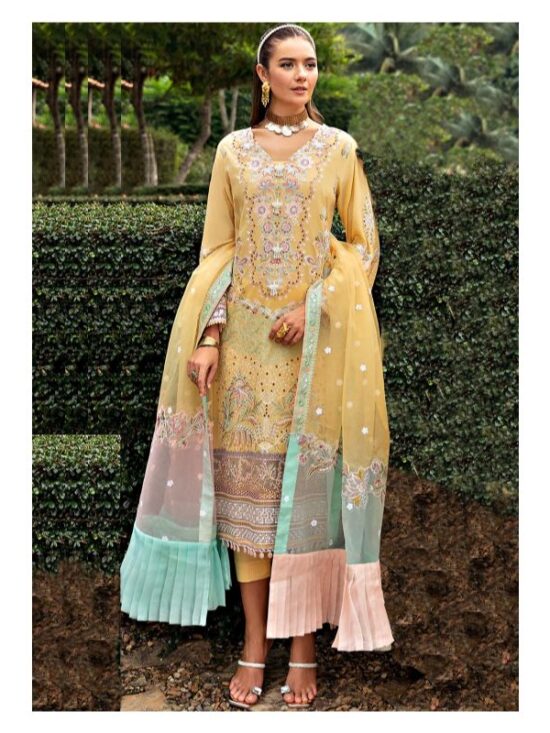 Presenting You A Lawn Cotton Fancy Article